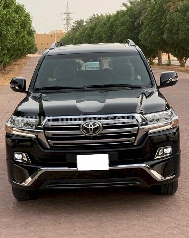 2018 Toyota Land Cruiser
