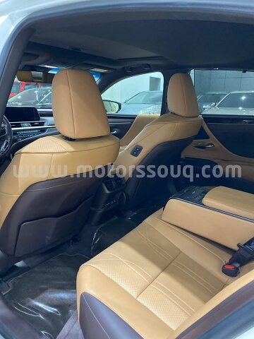 2020 Lexus ES