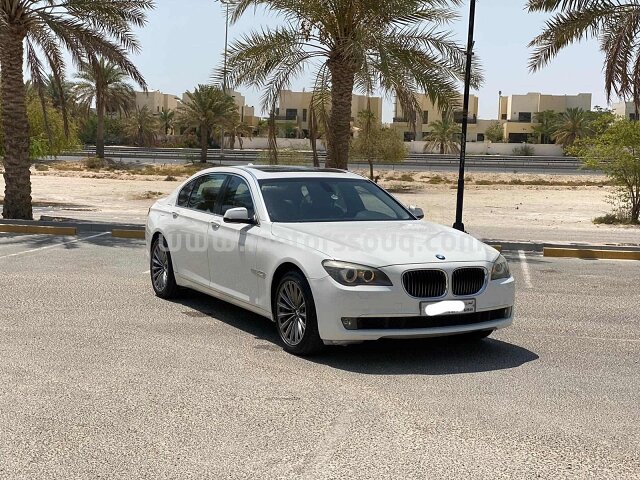 2012 BMW 7-SERIES