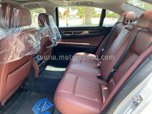 2012 BMW 7-SERIES