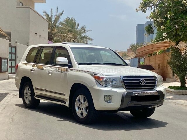 2012 Toyota Land Cruiser