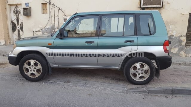 1999 ميتسوبيشي باجيرو