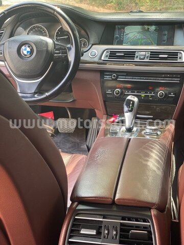 2011 BMW 740