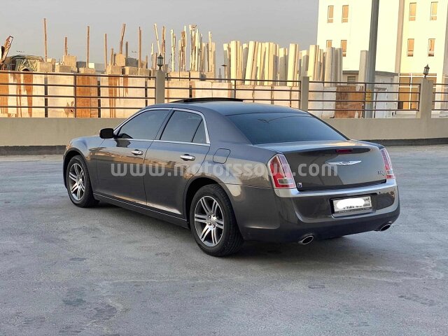 2013 كرايسلر 300
