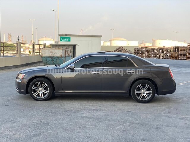 2013 كرايسلر 300