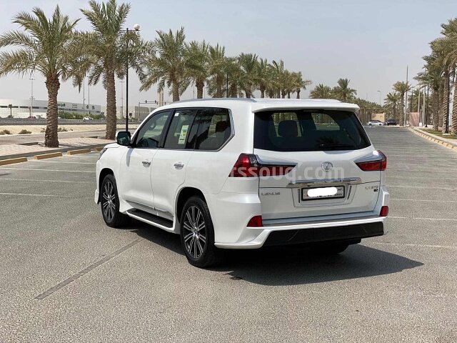 2020 Lexus LX