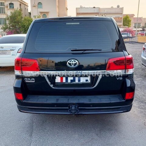 2020 Toyota Land Cruiser