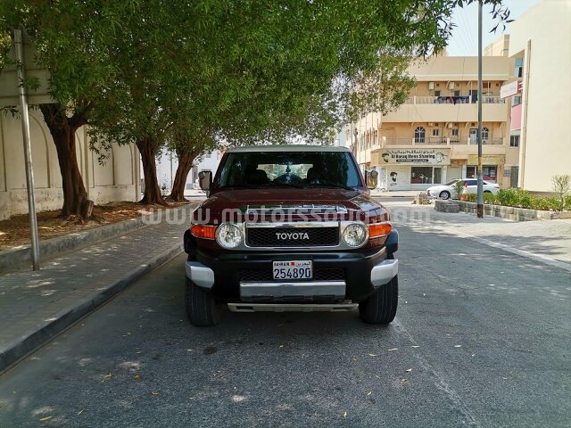 2011 تويوتا إف جيه