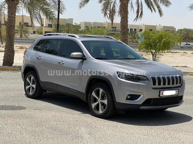 2019 جيب شيروكي