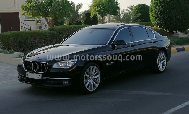 2015 بي إم دبليو 750