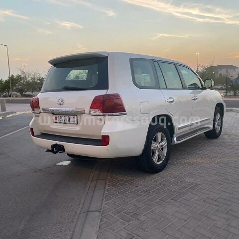 2012 Toyota Land Cruiser