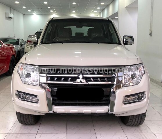 2018 Mitsubishi Pajero