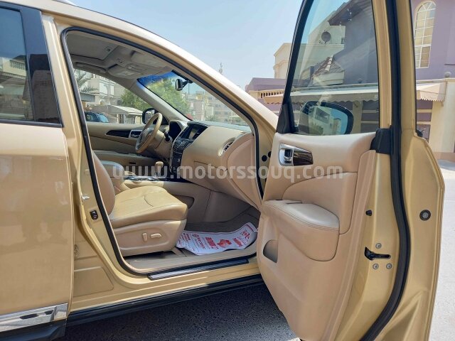 2013 نيسان باث فايندر