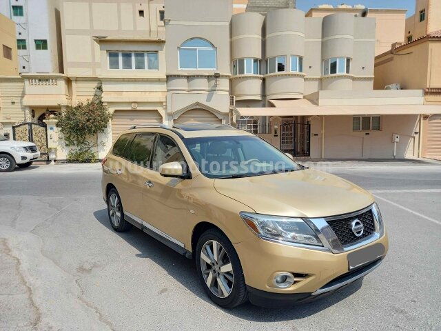 2013 نيسان باث فايندر