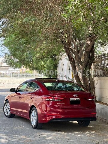2018 Hyundai Elantra