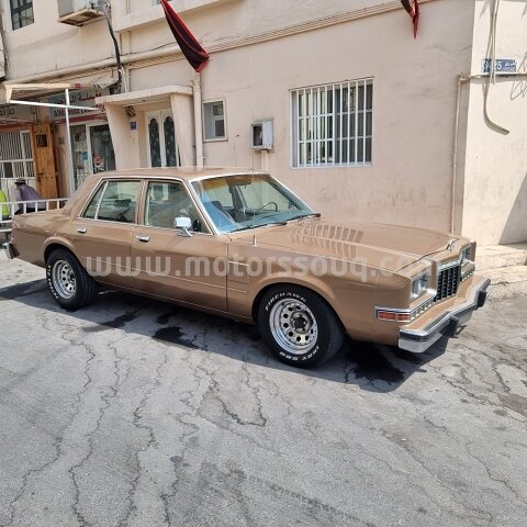 1989 دودج أخرى