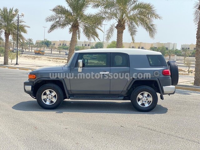 2008 تويوتا إف جيه