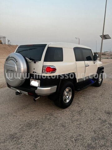 2010 تويوتا إف جيه