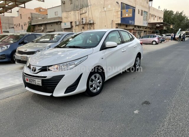2019 تويوتا يارس
