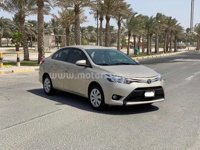 2017 تويوتا يارس