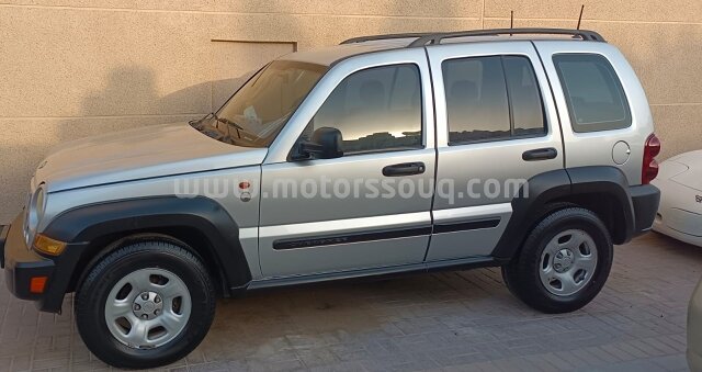 2007 جيب ليبرتي