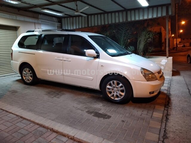 2009 KIA Carnival