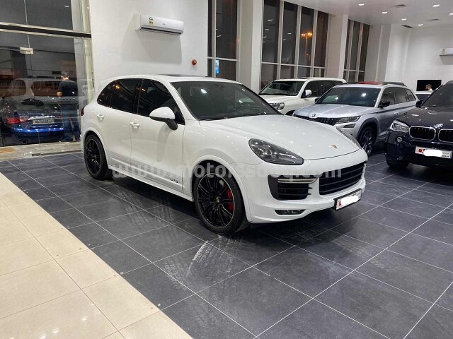 2016 بورش كايين