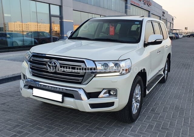 2019 Toyota Land Cruiser
