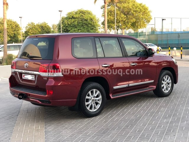 2016 Toyota Land Cruiser