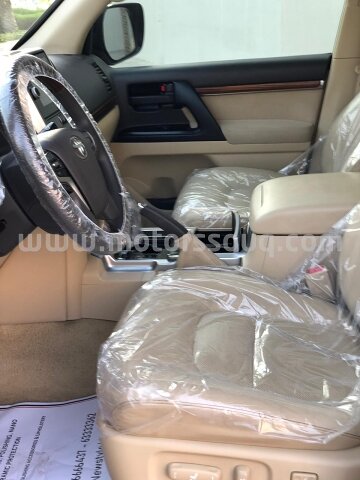 2016 Toyota Land Cruiser