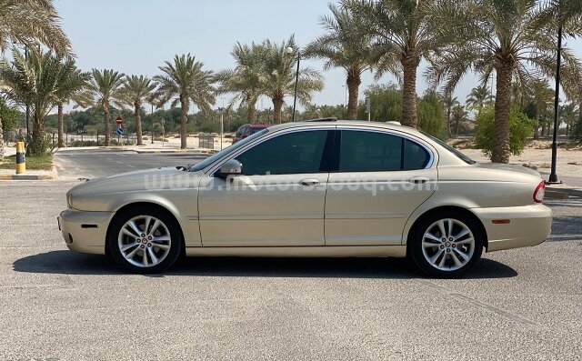 2009 جاغوار إف بايس