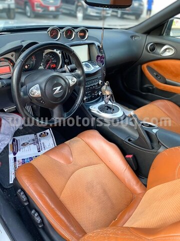 2009 Nissan ZX