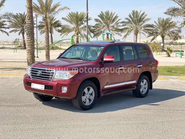 2013 Toyota Land Cruiser