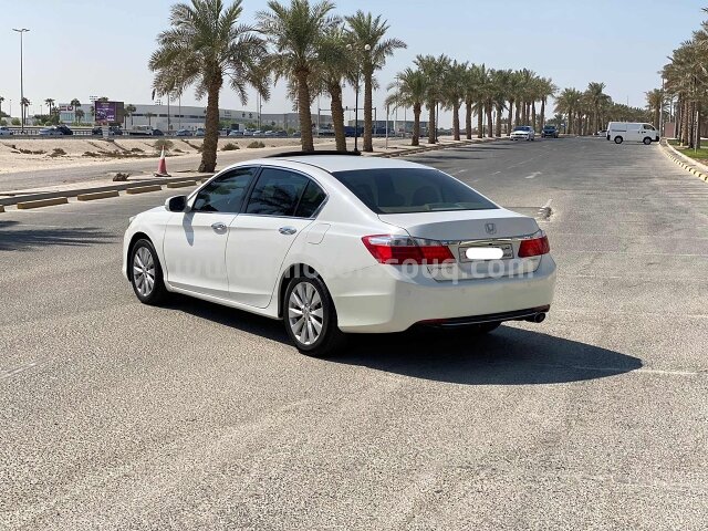 2014 هوندا أكورد