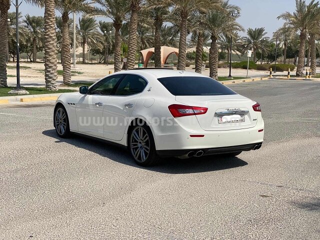 2015 Maserati Ghibli