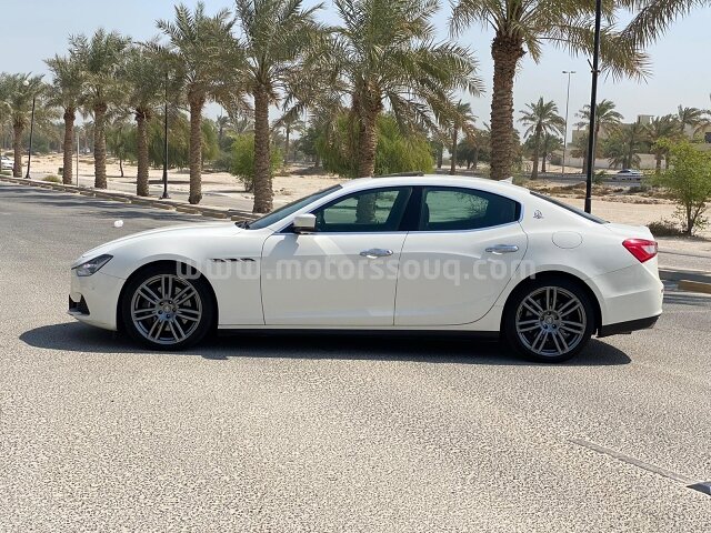 2015 Maserati Ghibli