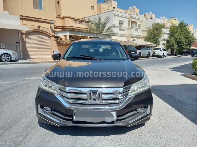 2016 هوندا أكورد