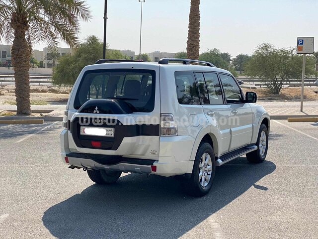 2016 Mitsubishi Pajero