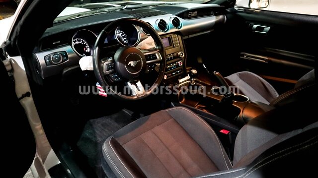 2020 Ford Mustang