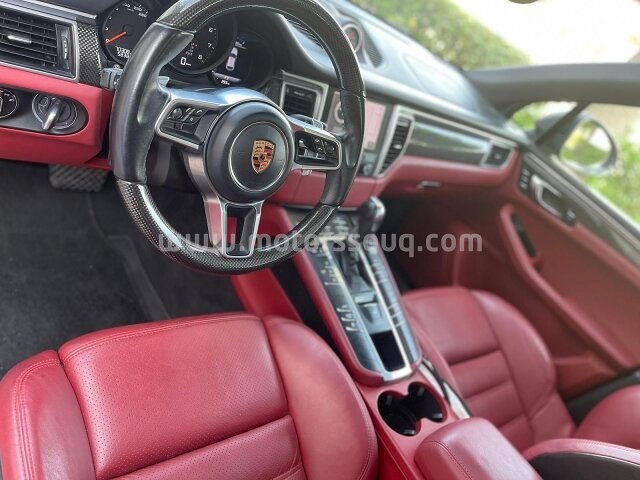 2018 Porsche Macan