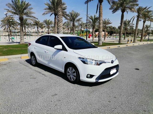 2016 تويوتا يارس