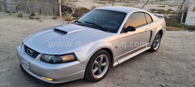 2004 فورد موستانج