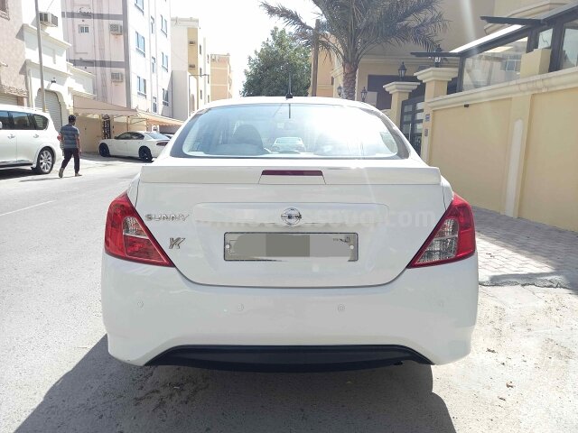 2019 نيسان صني