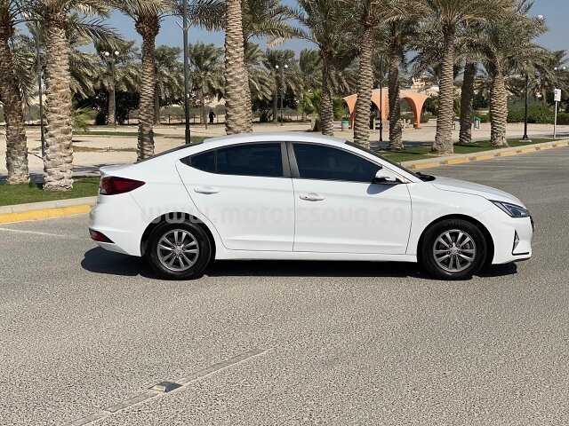 2019 Hyundai Universe