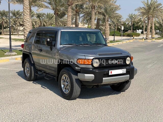 2012 Toyota FJ