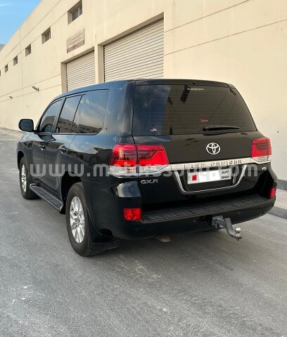 2016 Toyota Land Cruiser