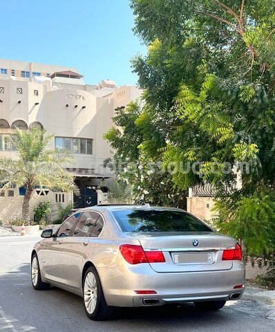 2009 بي إم دبليو 750