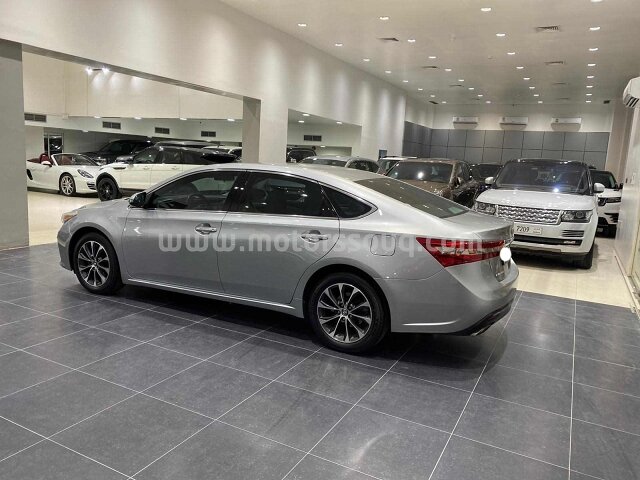 2016 Toyota Avalon
