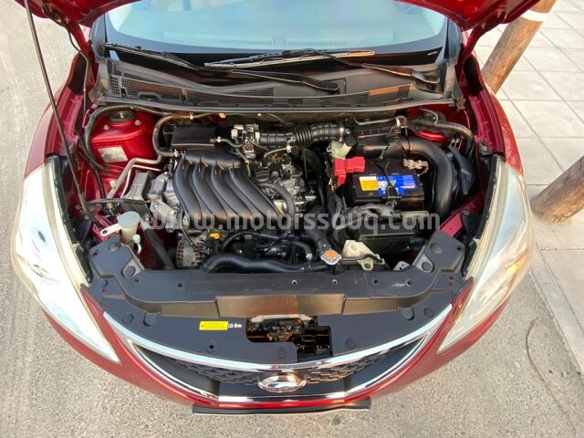 2015 Nissan Tiida