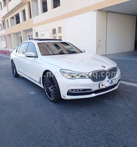 2016 BMW 750